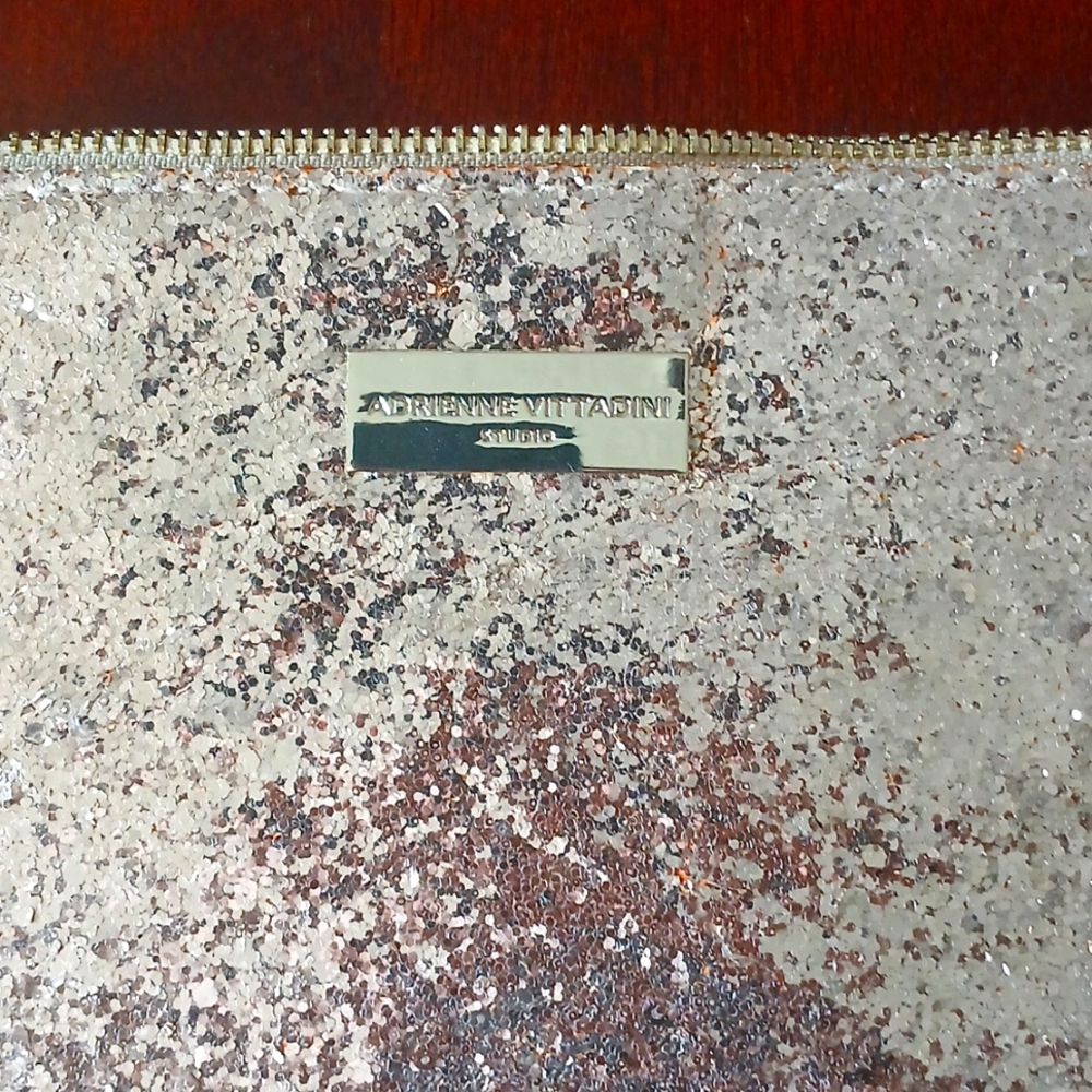 Adrienne Vittadini Sparkling Bag - Picture 2 of 6